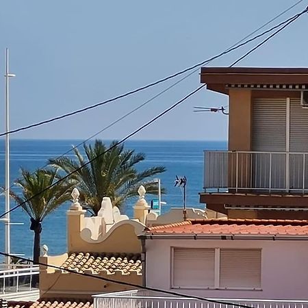 Triplex A 200 Metros De La Playa Apartment Гандия Екстериор снимка