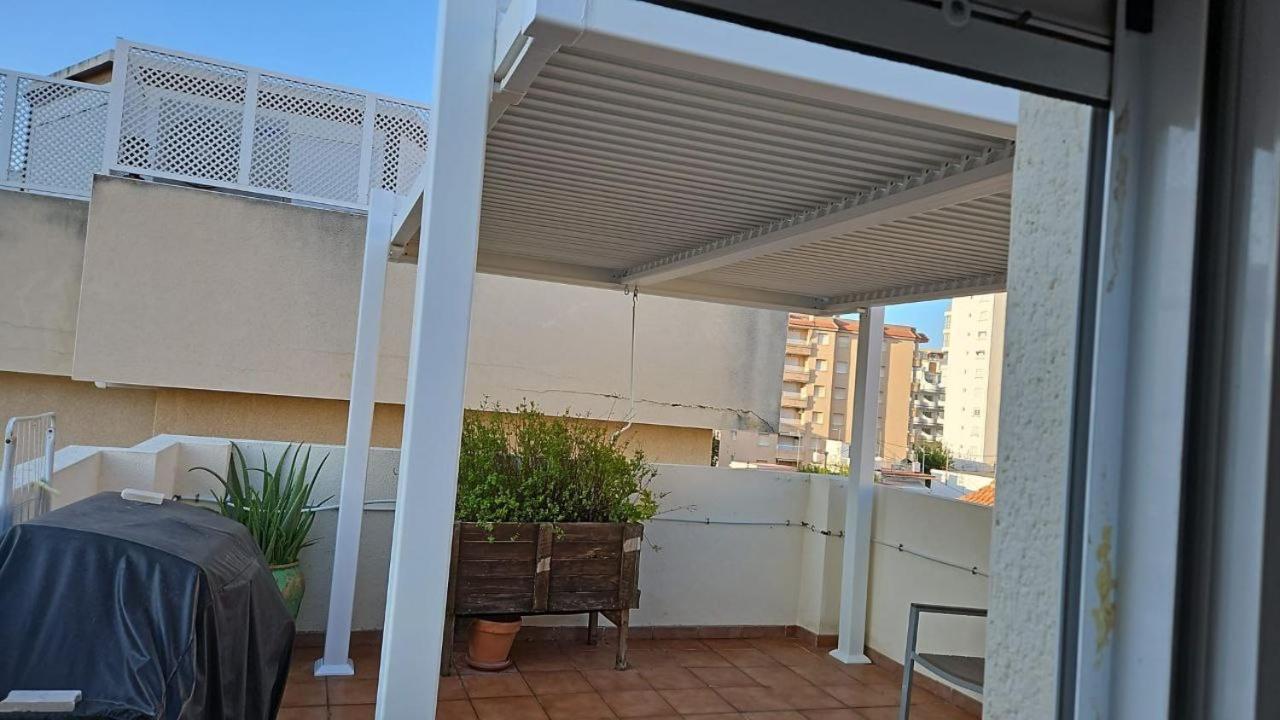 Triplex A 200 Metros De La Playa Apartment Гандия Екстериор снимка